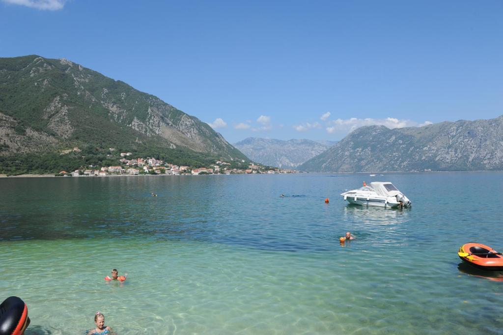 Apartments Popovic 2 Kotor Exterior photo